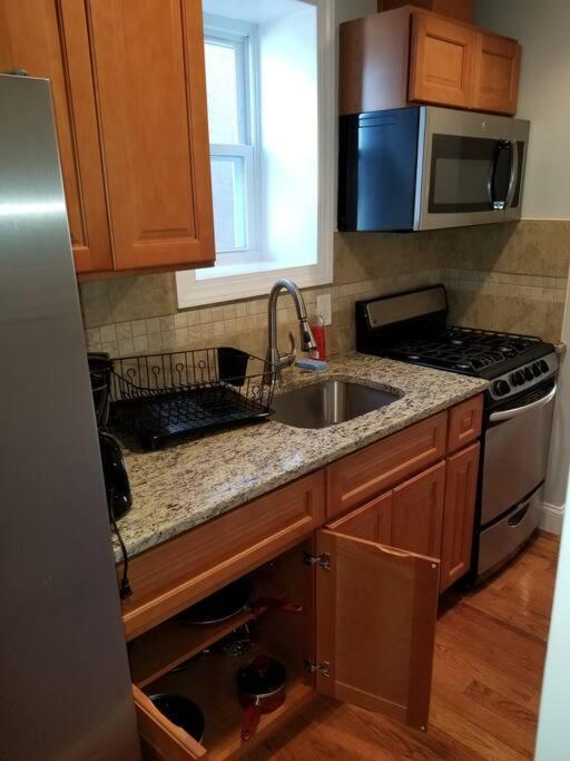 Wonderful & Cozy Close To Time Square Nyc *