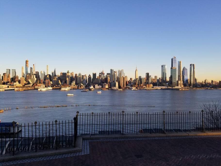 Apartment Wonderful & Cozy Close To Time Square Nyc North Bergen